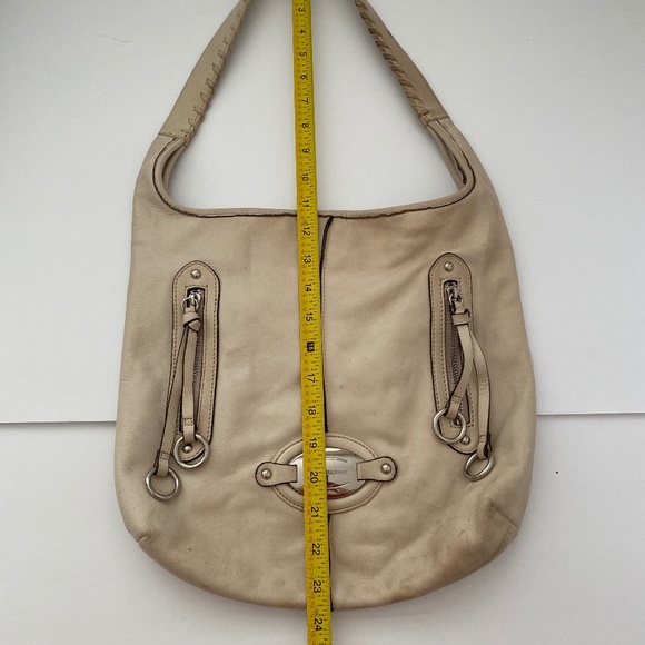 B. Makowsky Leather Purse + Dust Bag - Picture 16 of 16